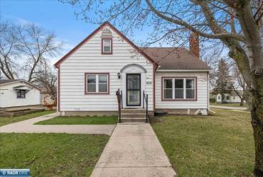 1616 8th Ave, Virginia, Minnesota 55792, 3 Bedrooms Bedrooms, ,1.5 BathroomsBathrooms,Residential,8th Ave,146608