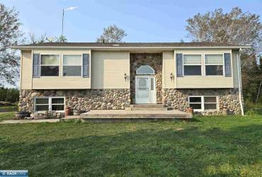 3679 Hwy 25, Iron Junction, Minnesota 55751, 4 Bedrooms Bedrooms, ,2 BathroomsBathrooms,Residential,Hwy 25,147627