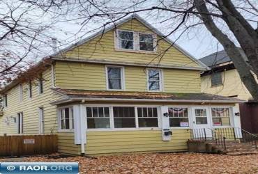 124 3rd St. S., Virginia, Minnesota 55792, 3 Bedrooms Bedrooms, ,2 BathroomsBathrooms,Residential,3rd St. S.,146033