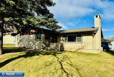 216 Virginia, Gilbert, Minnesota 55741, 3 Bedrooms Bedrooms, ,2.5 BathroomsBathrooms,Residential,Virginia,147717