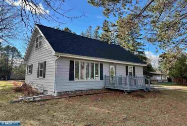 7756 Ely Lake Drive, Eveleth, Minnesota 55734, 4 Bedrooms Bedrooms, ,2 BathroomsBathrooms,Residential,Ely Lake Drive,147724