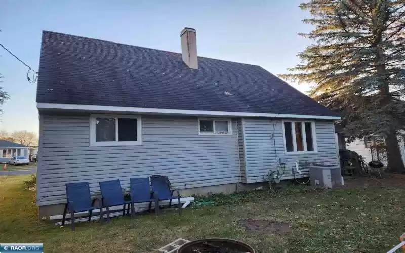 315 Arlington Rd, Hoyt Lakes, Minnesota 55750, 3 Bedrooms Bedrooms, ,1 BathroomBathrooms,Residential,Arlington Rd,147733