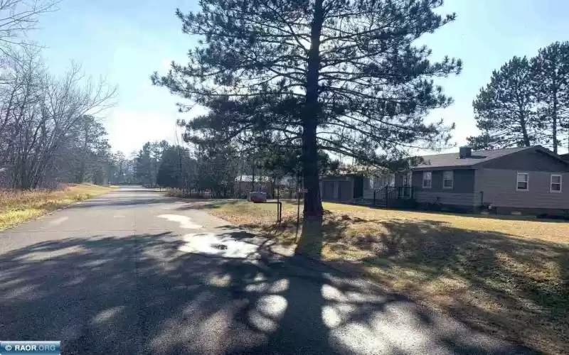 4325 Golf Course Rd, Eveleth, Minnesota 55734, 3 Bedrooms Bedrooms, ,1 BathroomBathrooms,Residential,Golf Course Rd,147752