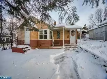 818 Douglas Ave, Eveleth, Minnesota 55734-0000, 2 Bedrooms Bedrooms, ,1 BathroomBathrooms,Residential,Douglas Ave,147774